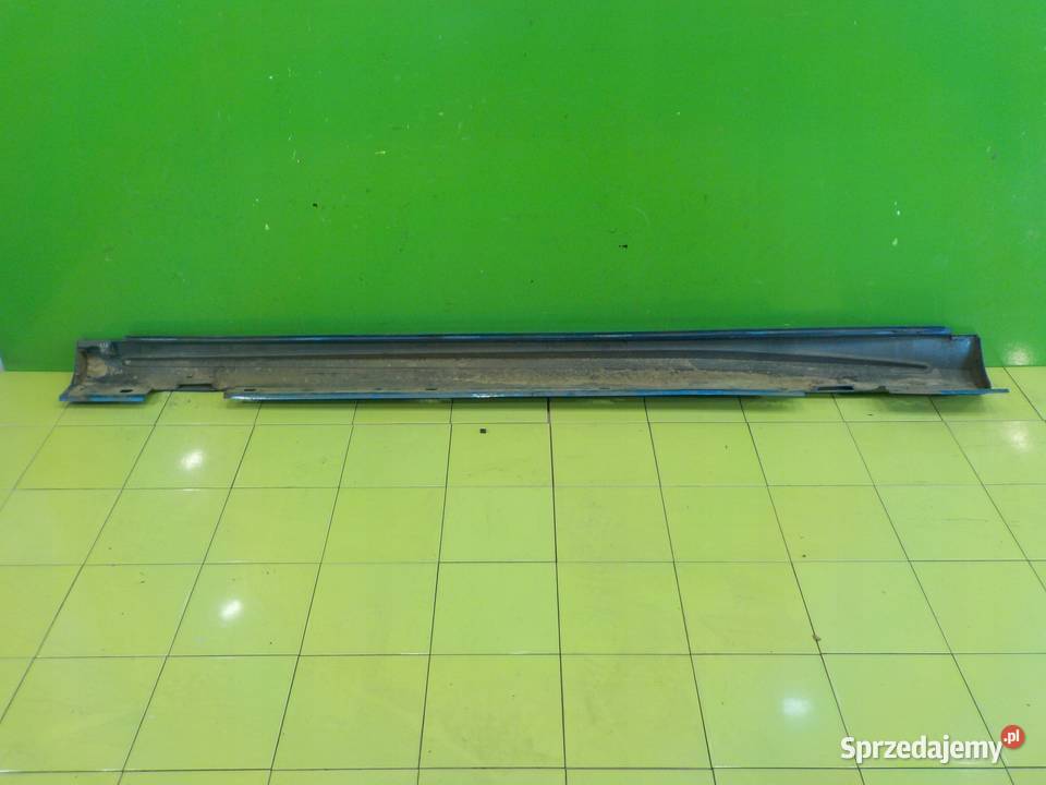 MERCEDES A W176 AMG 20 CDI 12r HB 5D listwa