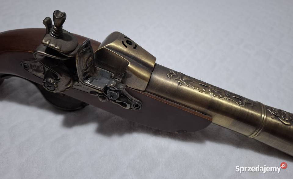 Replika pistolet czarnoprochowy 1718 32 Kolekcje śląskie Czeladź