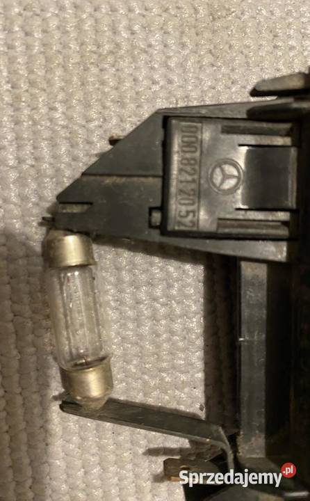 MercedesBenz W115 1973 Lampka oświetlenie osobowe Łagiewniki