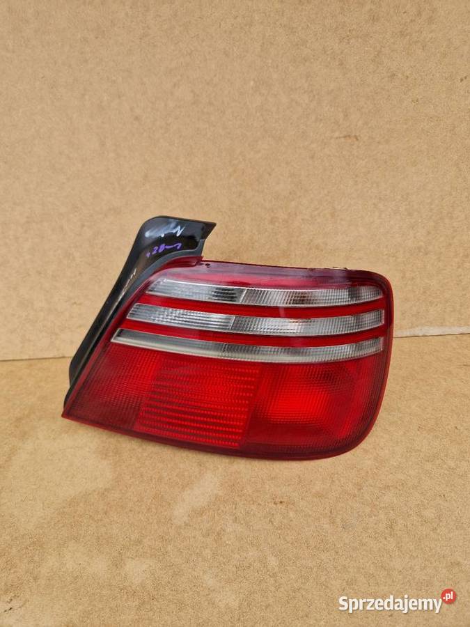 Honda accord VI lampa prawy tył sedan Złotoryja
