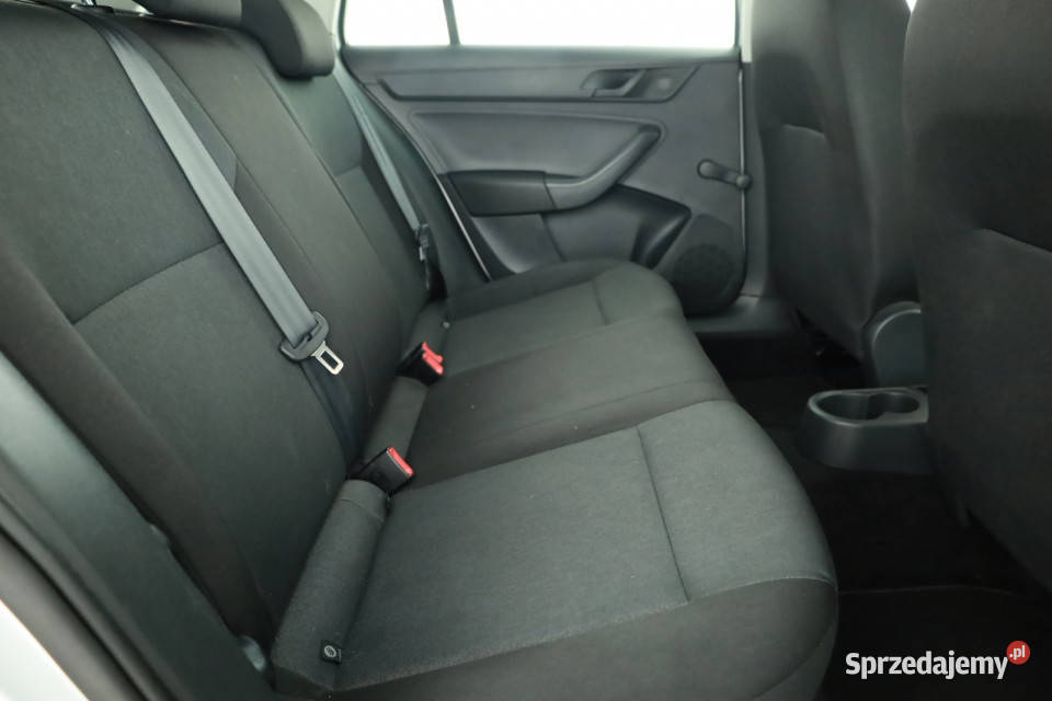 Skoda Rapid Spaceback 12 TSI Rok produkcji 2015