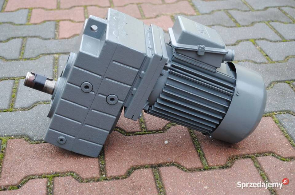 Motoreduktor 055kw 20obr Firmy LENZE