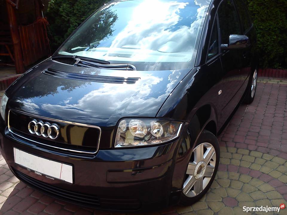 AUDI A2 14i 75 CZARNY KLIMATRONIK ALUSY OPŁATACH centralny zamek Radom