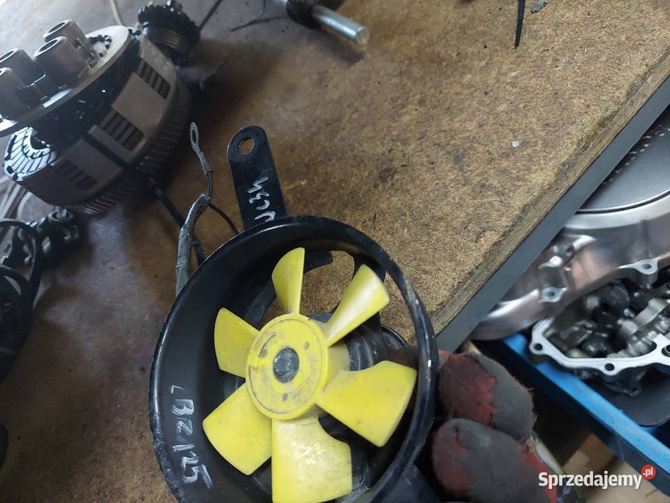 Honda CBR 125 jc34 wiatrak wentylator chłodnica