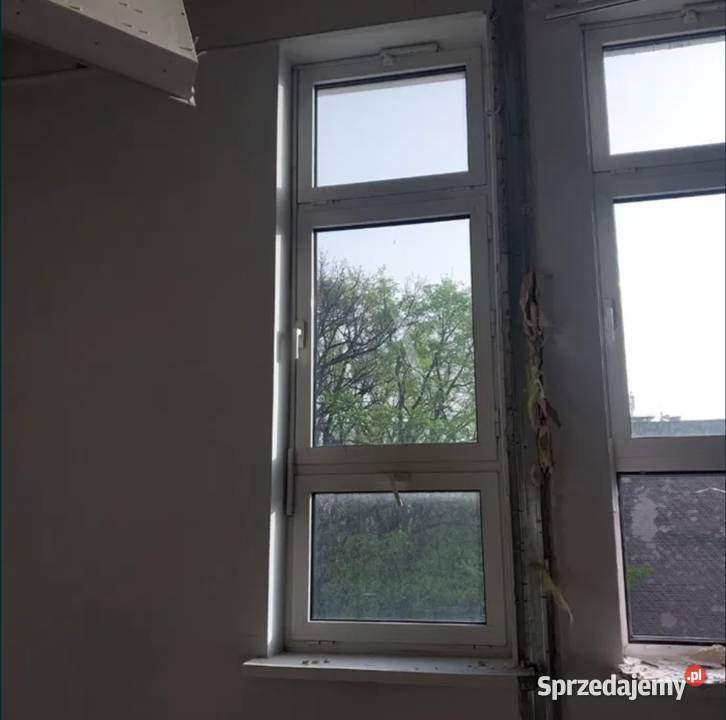 Okno 84 x 240 aluminiowe witryna sklepowa Warszawa