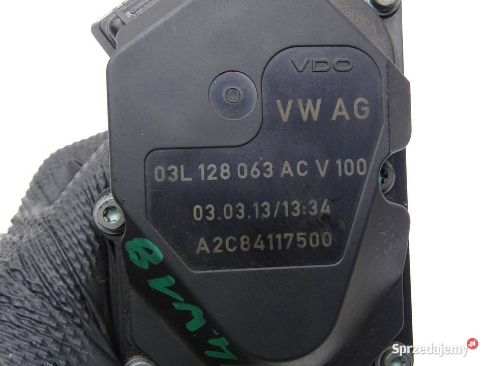 PRZEPUSTNICA POWIETRZA 03L128063AC AUDI A4 B8 A5 osobowe