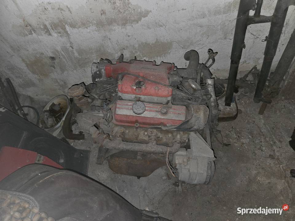 Pontiac Fiero silnik 28 V6