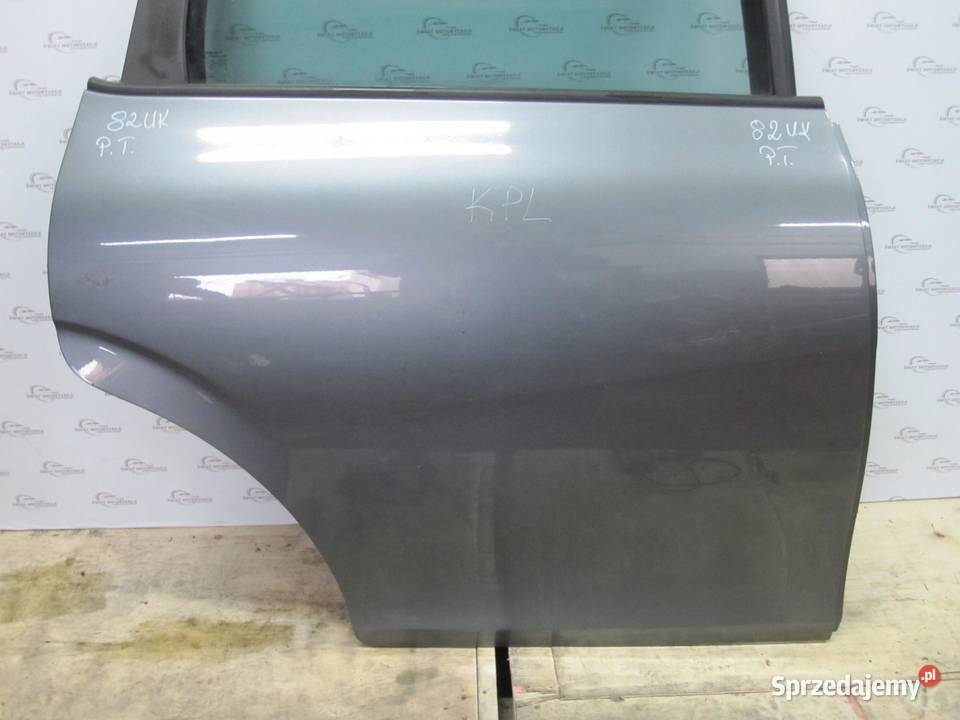 SEAT LEON II LIFT 12r drzwi prawe tył kompletne