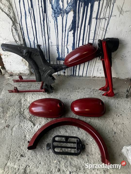 Komar 2330 1971 r duży zestaw części Oleśnica sprzedam