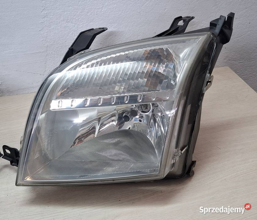 Lampa Reflektor Ford Fusion Lampy przednie Oświetlenie Sandomierz