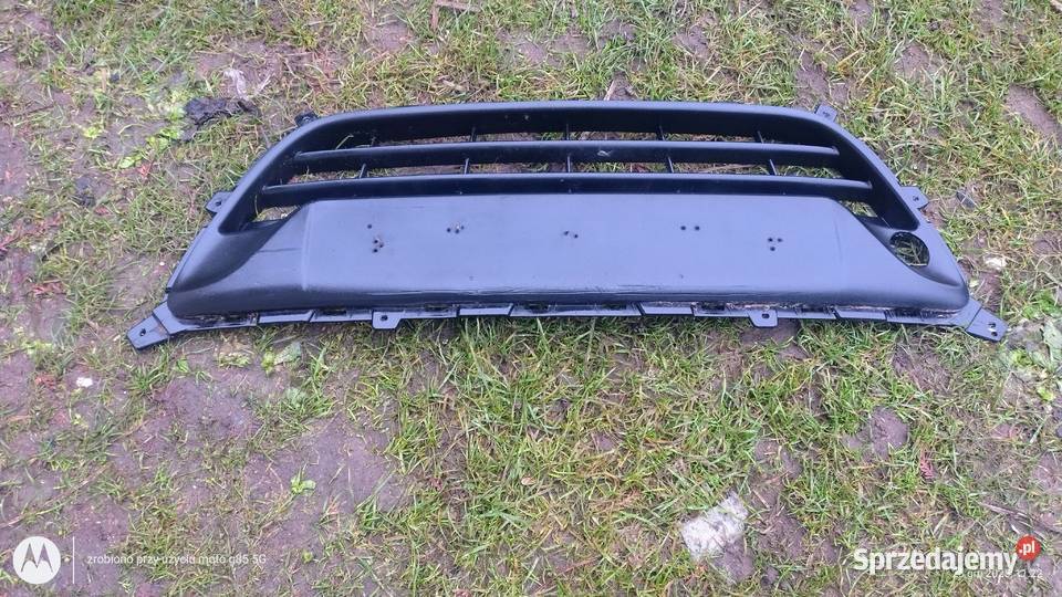 Środkowa atrapa zderzaka Hyundai i20 2013 r Lubin