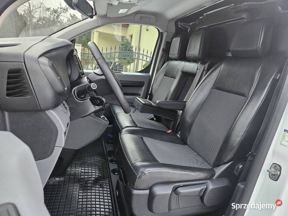 Full Super Stan 1 właściciel navi zarejestrowany manualna Furgony