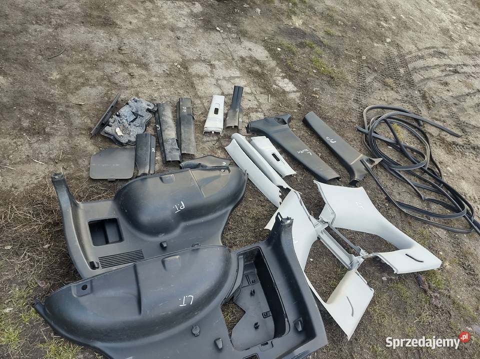 SUZUKI GRAND VITARA II 5D boczek bagażnika tapicerki samochodowe Kielce sprzedam