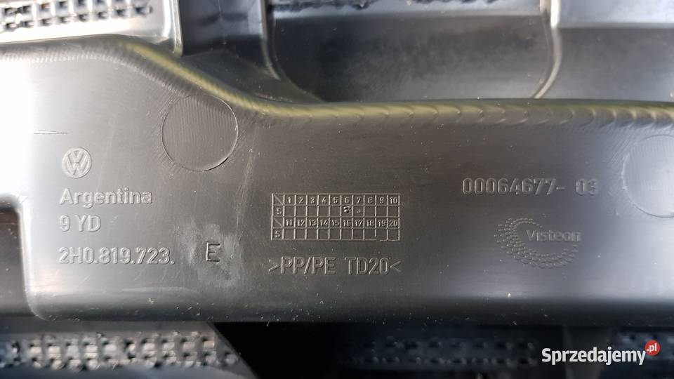 VW Amarok 20092016 Deska rozdzielcza 2H1857059 Ceteń