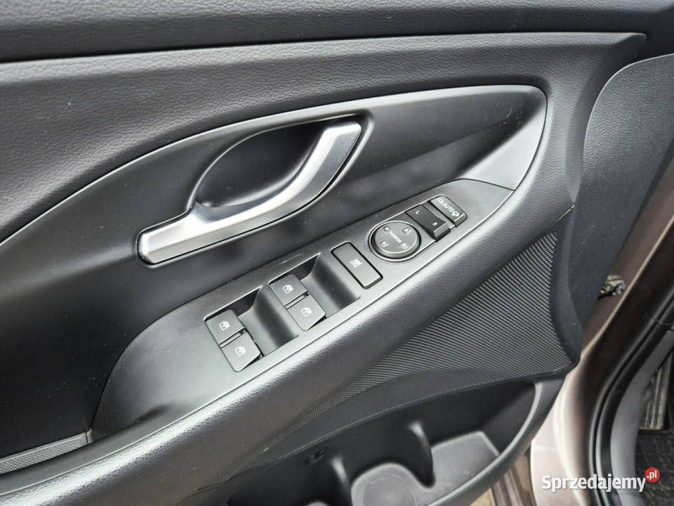 Hyundai i30 15 TGDI 160 6MT MHEV Wersja Smart kurtyny powietrzne i30