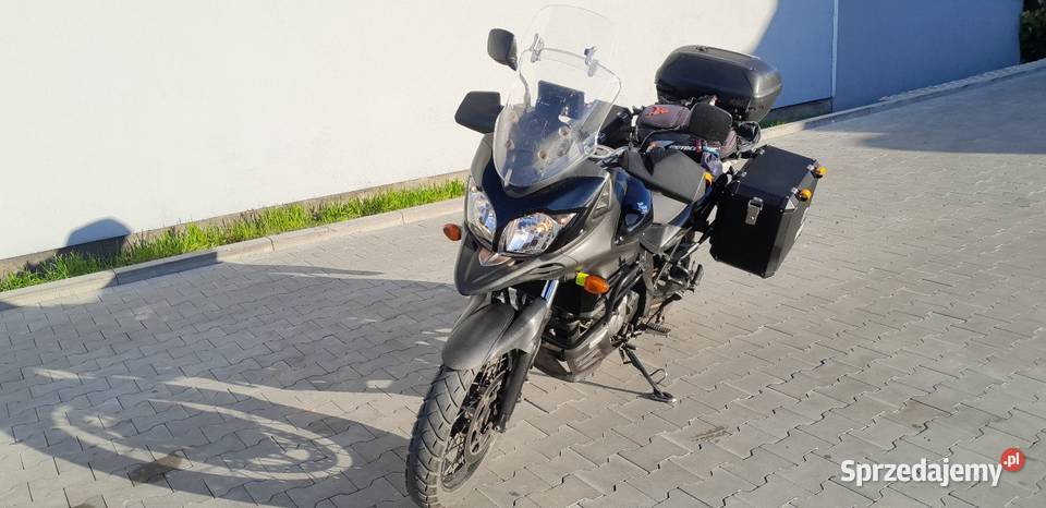 Suzuki VStrom DL 650 XT Salon kufry nawigacji czarny