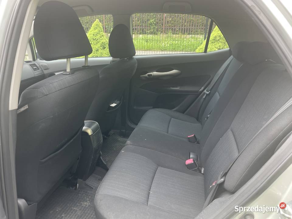 Toyota Auris I 16 124 2008 Garażowany Kraków