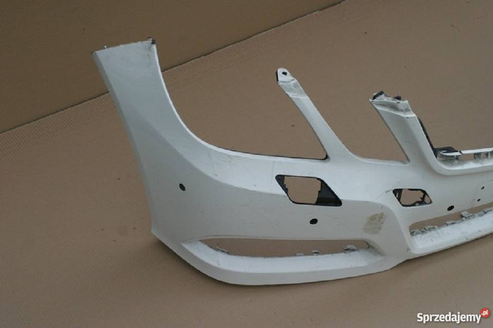 MERCEDES E KLASA W212 ZDERZAK PRZÓD PRZEDNI 0912 Bieleń