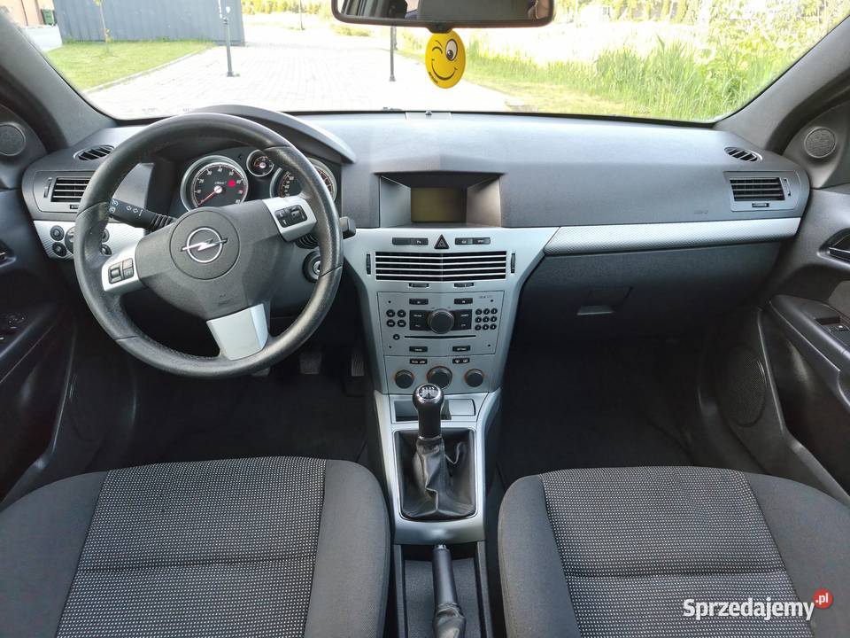 Opel Astra HPrzepiękny egzemplarzW pełni 1598cm3 Radomsko