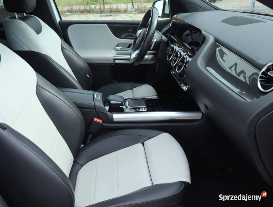 Mercedes B B 200 wielofunkcyjna kierownica Łódź