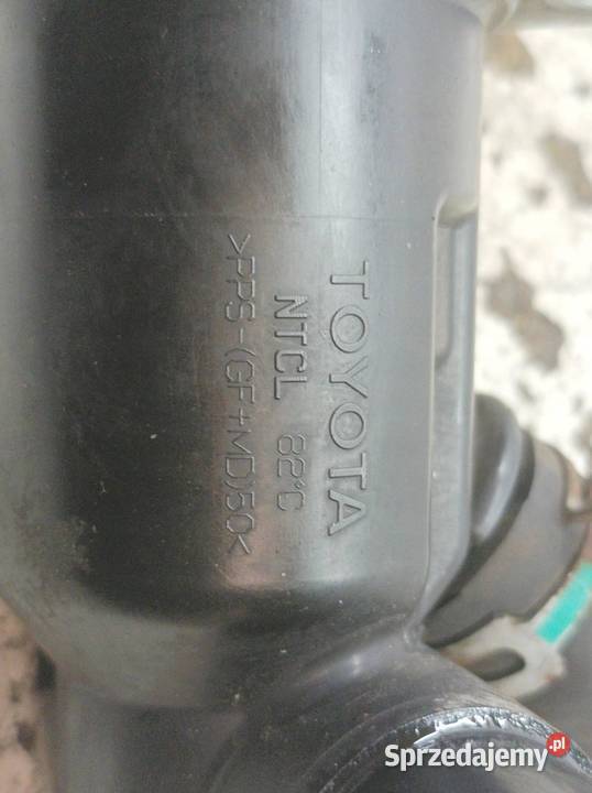 OBUDOWA TERMOSTATU 13 16V Toyota VersoS I Termostaty sprzedam