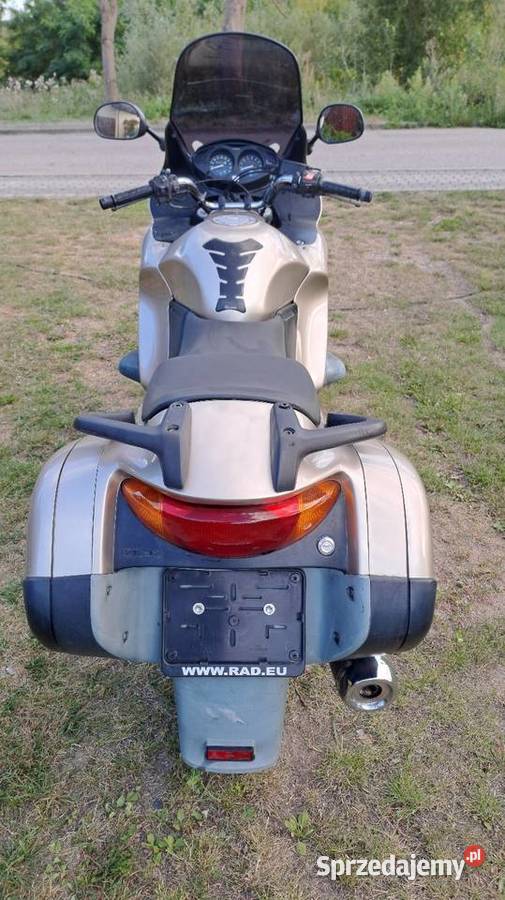 Honda ntv650 deauville ładny oryginalny stan Tykocin