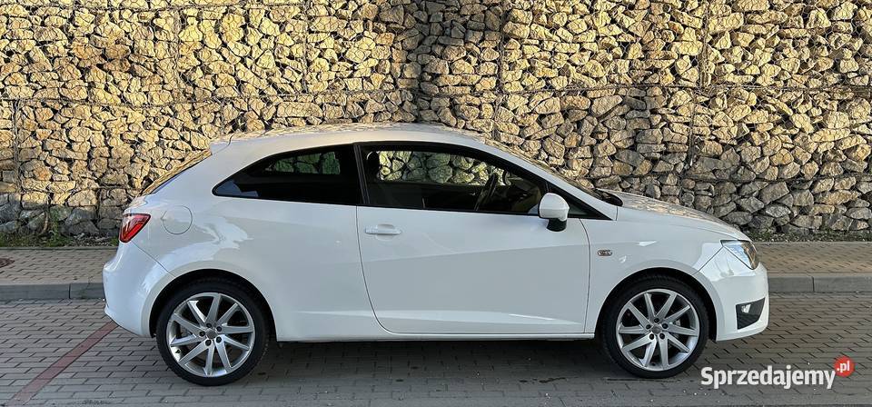 Seat Ibiza IV SC FR reflektory ksenonowe Bielsko-Biała