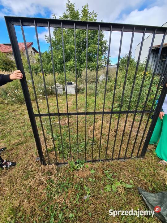 Ogrodzenie stalowe ok 95metrów wielkopolskie Ostrów Wielkopolski