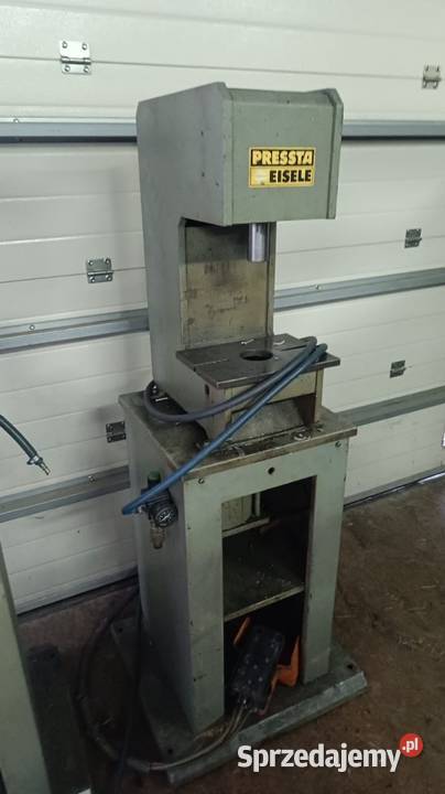 Prasa hydrauliczna pionowa Produkcja Maków Podhalański