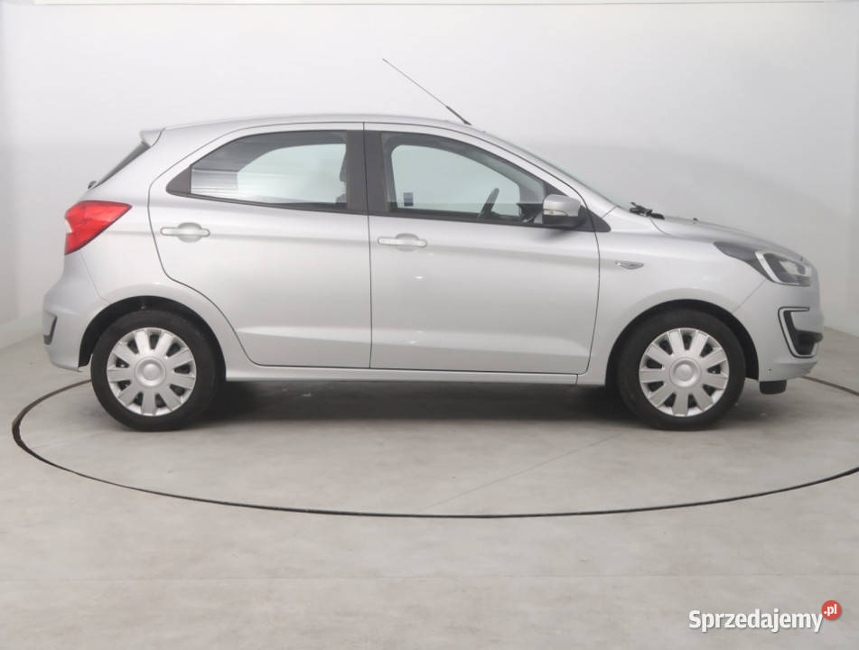 Ford Ka 12 TiVCT wielofunkcyjna kierownica