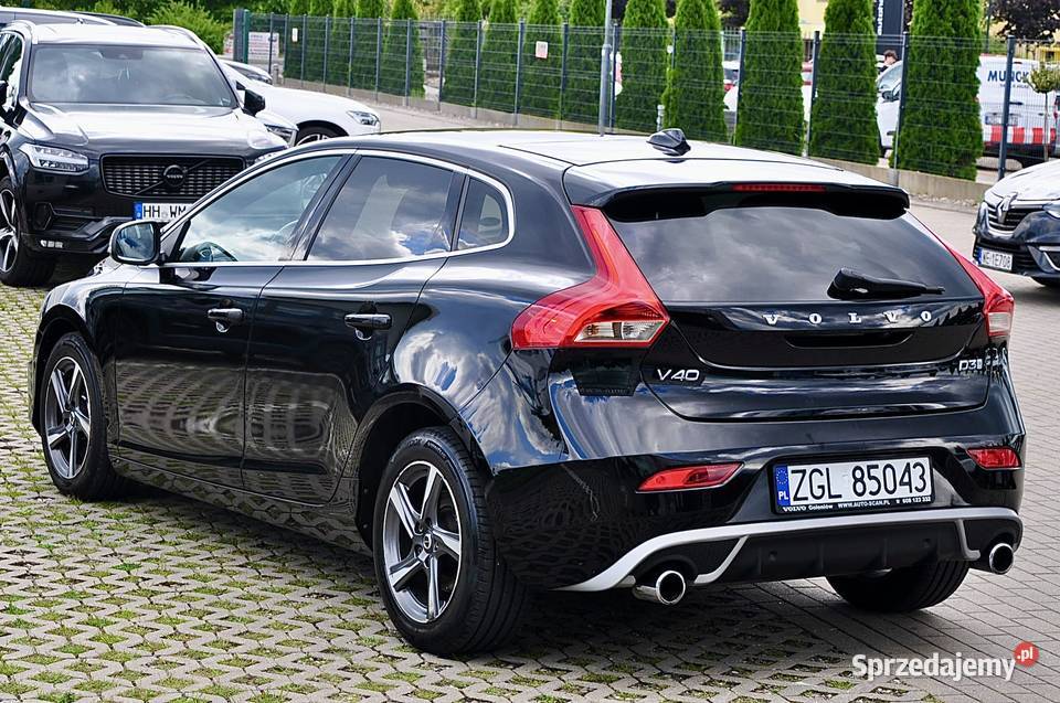 Volvo V40 20D R DESIGN 20D 150 2018r KAMERA