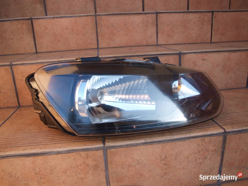 VW Polo lampa prawa przód 2009 2017r europa Prawe Kalisz