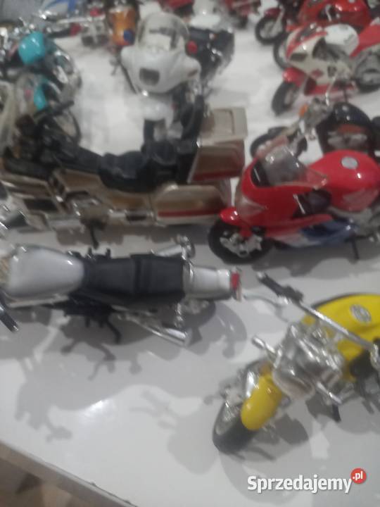 Modele motocykli skala 118 łódzkie Błaszki