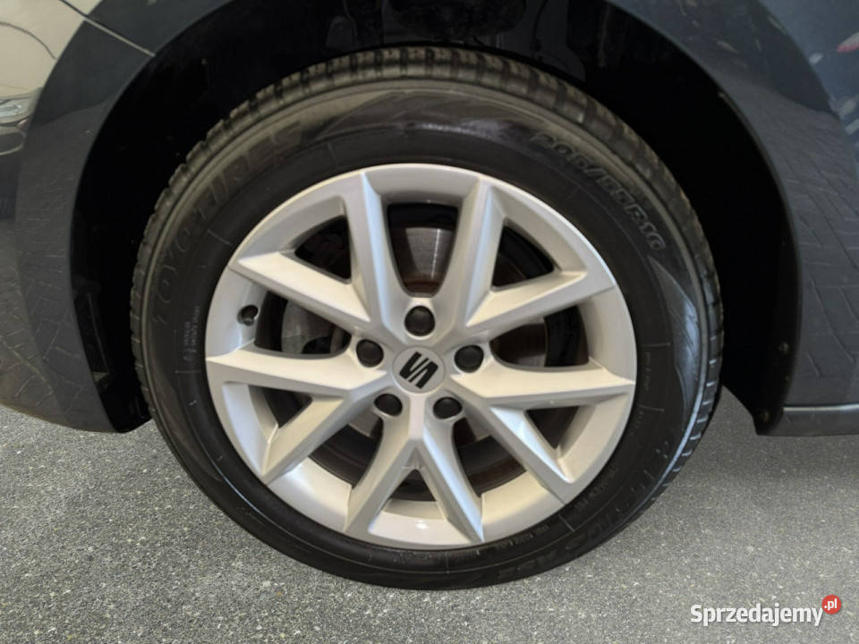 Seat Leon VAT 23 Style 10TSI 110 M6 2022 r salon małopolskie Myślenice