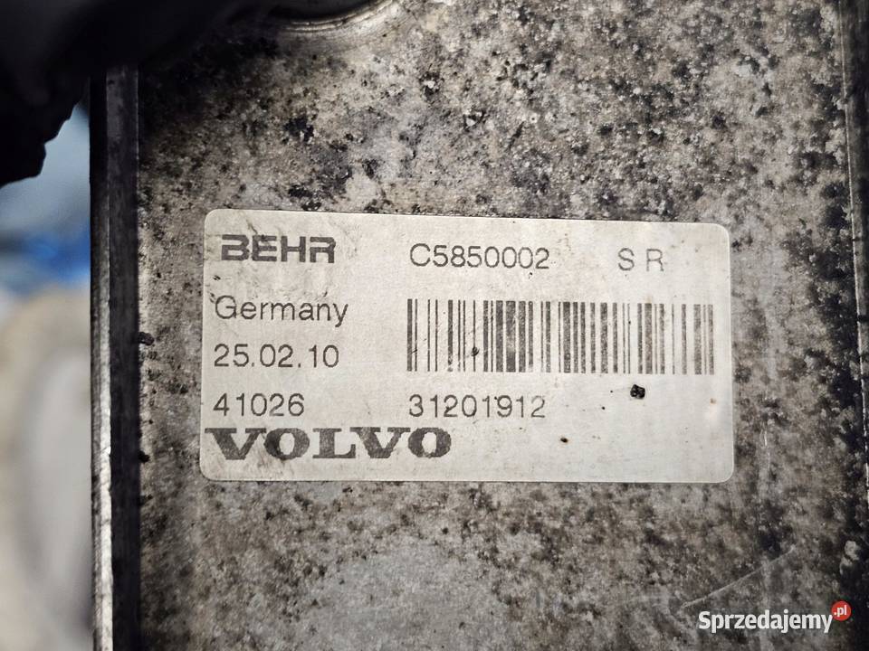 VOLVO XC70 24 D5 D5244T D5244T4 chłodniczka osobowe sprzedam