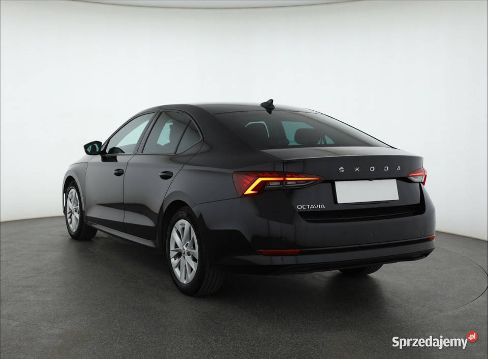 Skoda Octavia 15 TSI Piaseczno