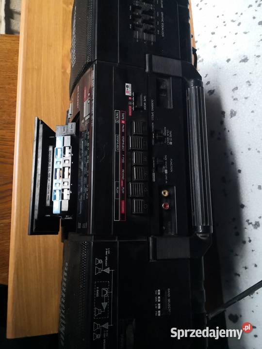 Bombox Sharp WQT352HT BK Radom