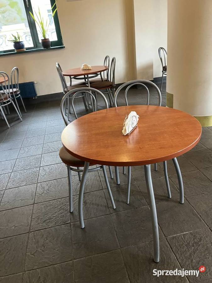 STOLIKI OKRĄGŁE Z KRZESŁAMI