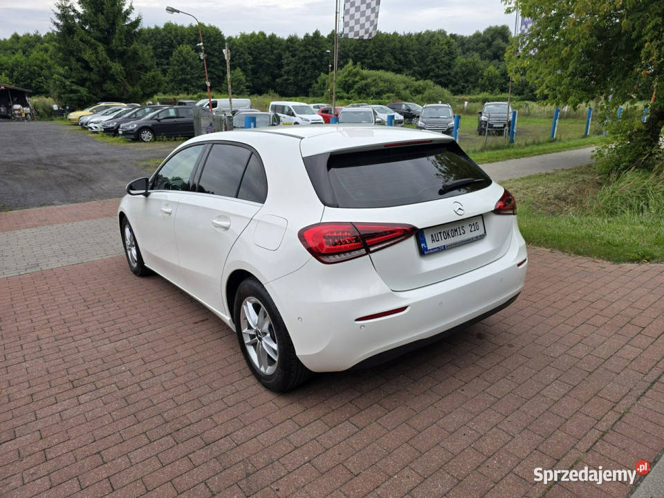 Mercedes A 180 Mercedes Aklasa W177 13 benzynka automatyczna Cielcza
