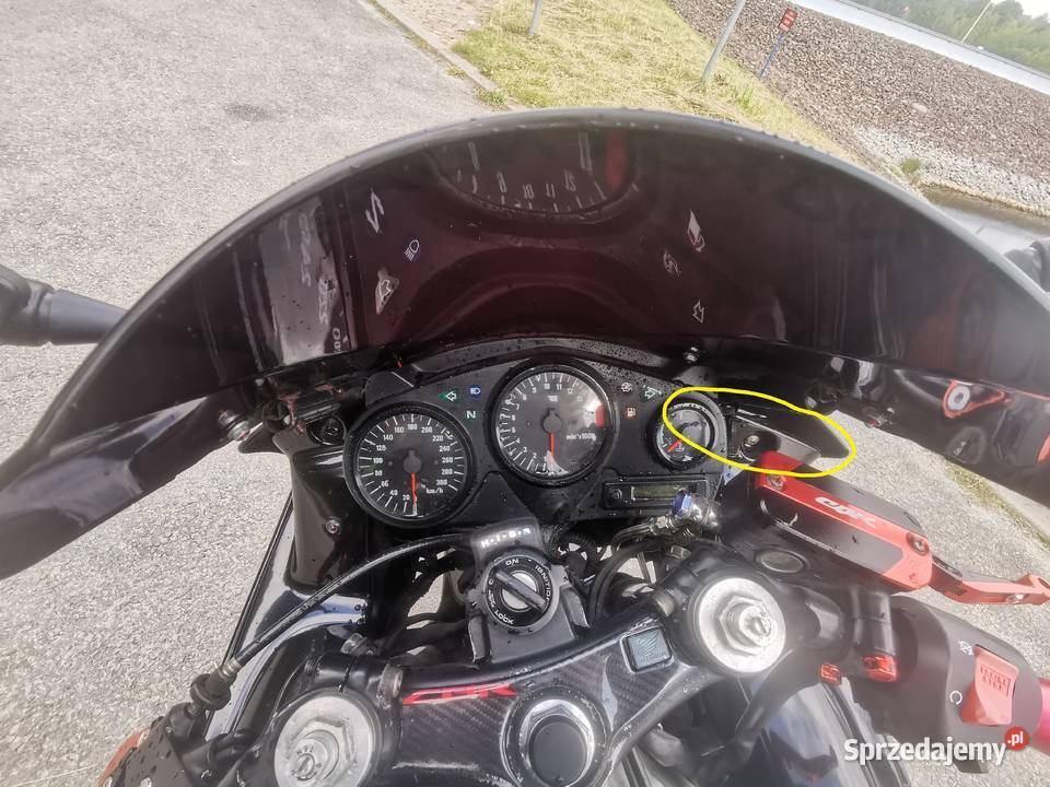 Honda CBR 600F 2000r Gaźnik świętokrzyskie Kałków sprzedam