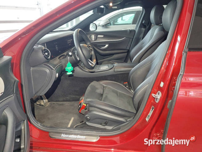 MERCEDESBENZ E 220 D 4MATIC 2023 199300 ccm 200 Rok produkcji 2023 Warszawa