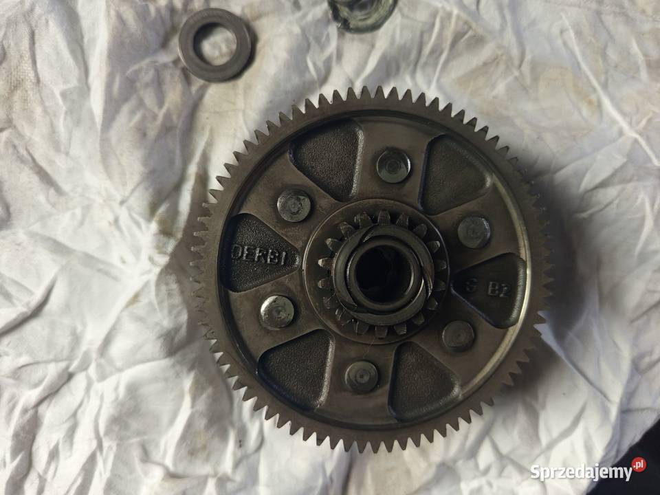 Kosz sprzęgłowy Derbi Senda 50 Pszczyna