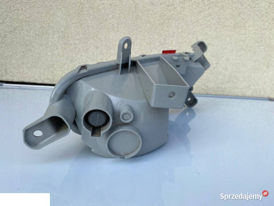 MAZDA CX3 LAMPA PRZECIWMGIELNA ODBLASK PRAWA Kozubszczyzna sprzedam