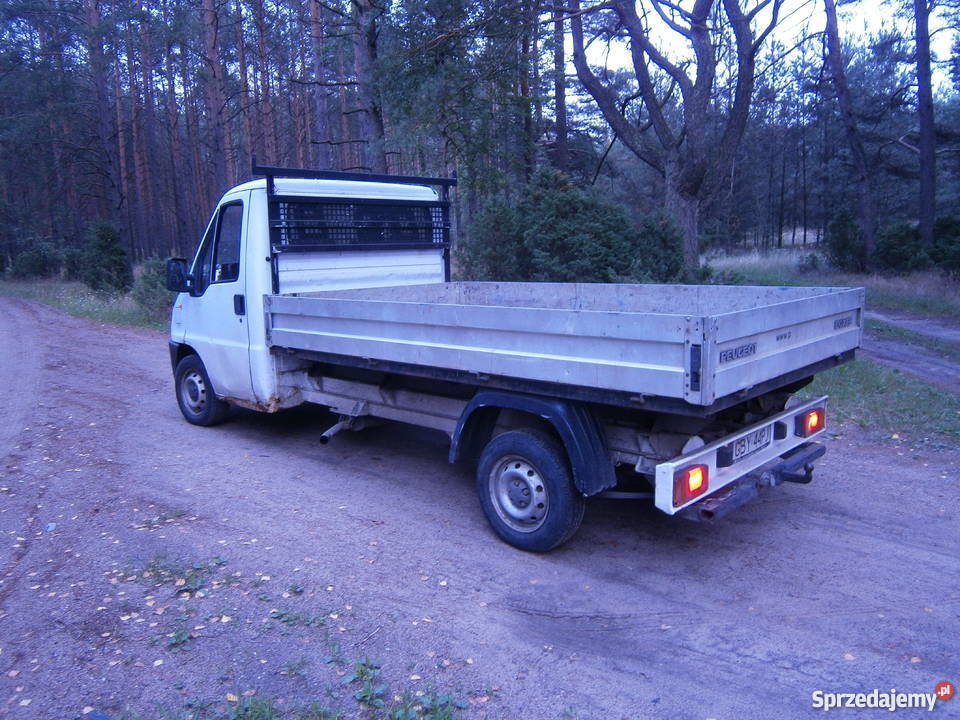 Peugeot Boxer 25d skrzyniowy Czersk