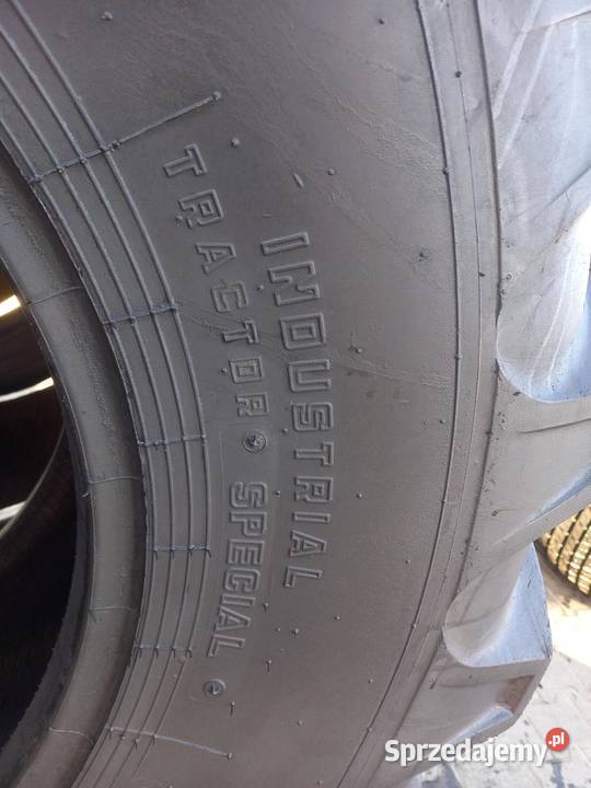 Opona używana przemysłowa 18426 184R26 ALLIANCE Do maszyn budowlanych Zaścianki