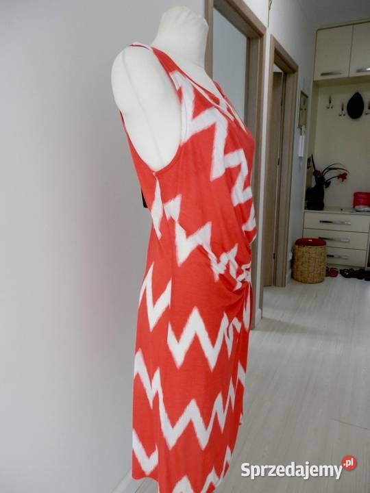 Sukienka Wizytowa Dopasowana Drapowana Koralowa sprzedam