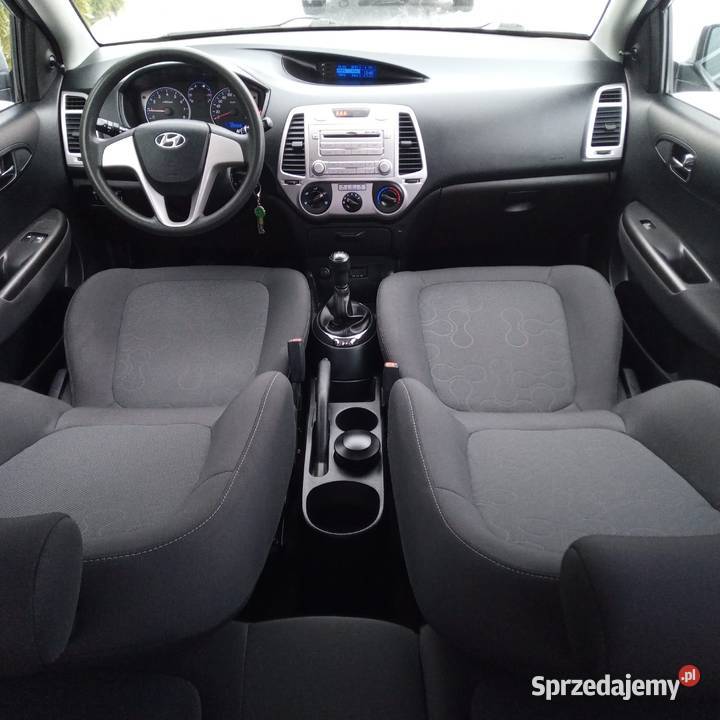 Hyundai i20 12 benzyna sprowadzony 5 drzwiowy światła przeciwmgielne mazowieckie sprzedam