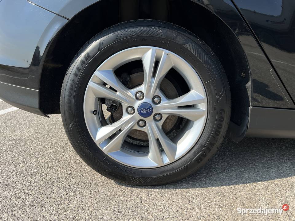 Ford Focus 10 BENZYNA Klimatronik Nawigacja Konin