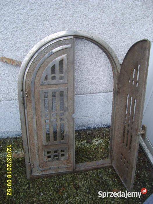 Sprzedam drzwiczki kominkowe Pozostałe Mosina