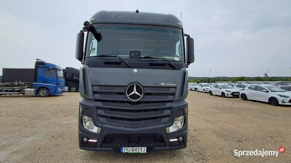 Mercedes Actros Komorniki